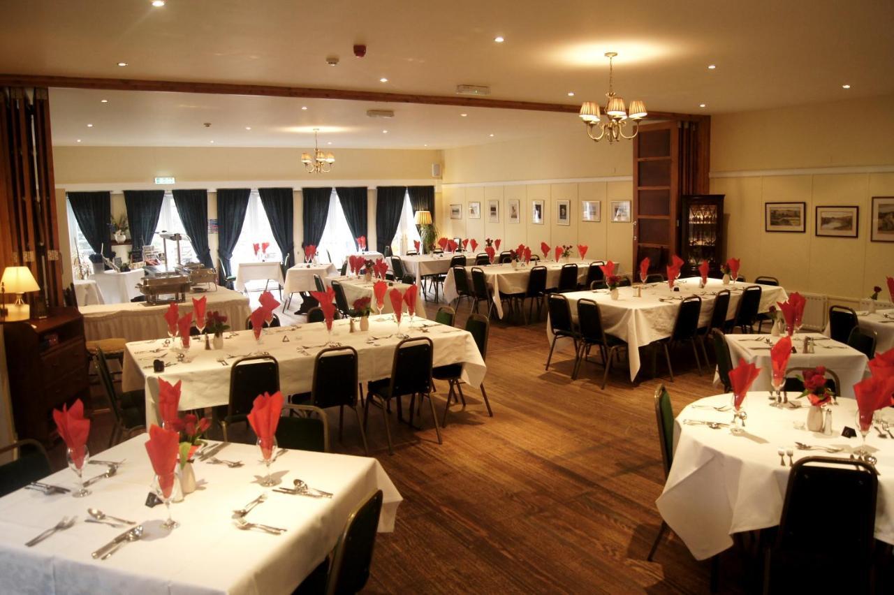 Auld Cross Keys Inn Jedburgh Esterno foto