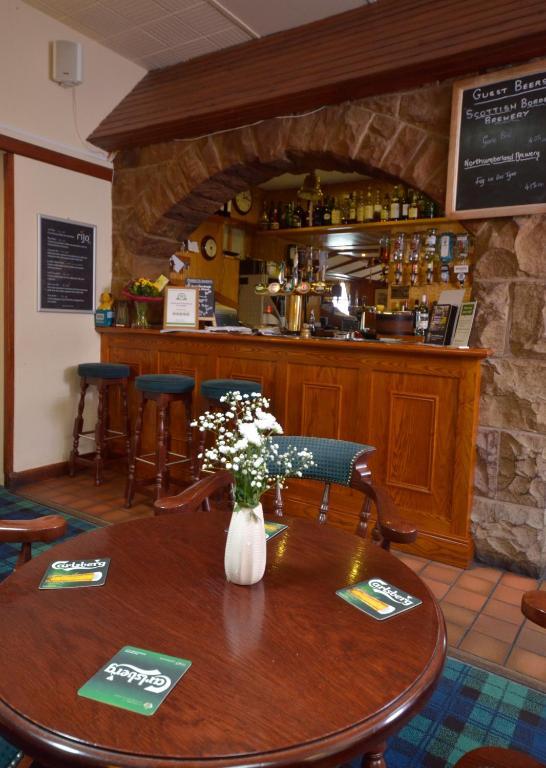 Auld Cross Keys Inn Jedburgh Esterno foto