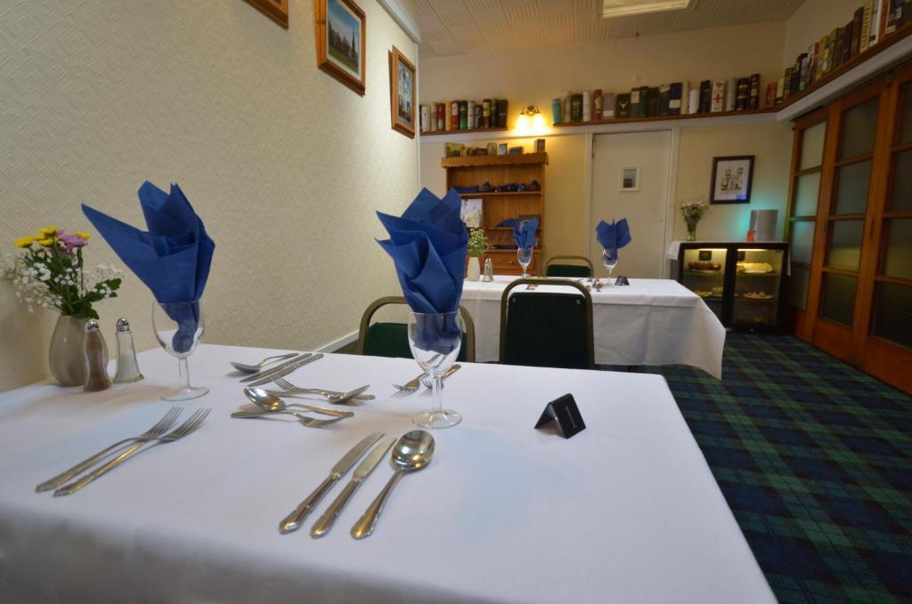 Auld Cross Keys Inn Jedburgh Esterno foto