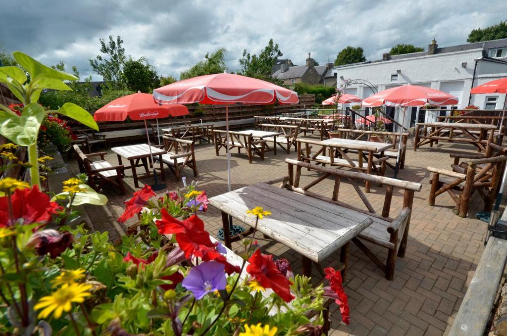 Auld Cross Keys Inn Jedburgh Esterno foto